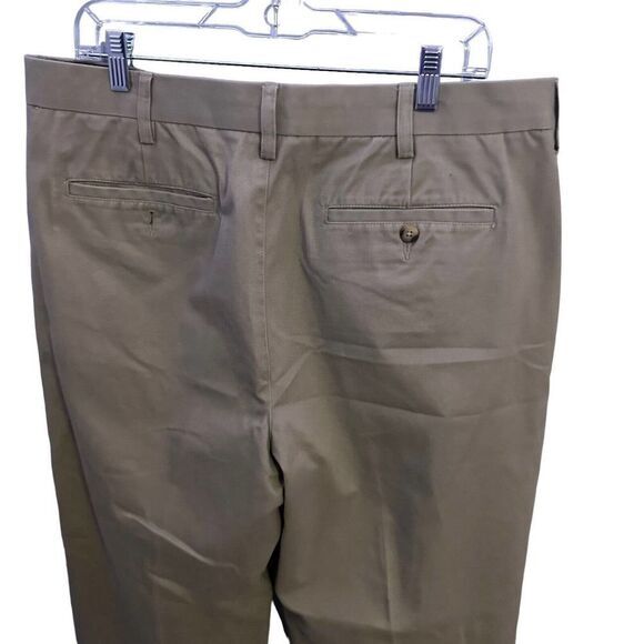 Croft & Barrow Pants Mens 36x30 Khaki Pleated Chino Sunday Business Work Pants - Picture 4 of 8